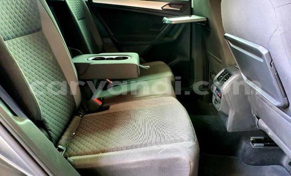 Acheter Occasion Voiture Volkswagen Tiguan Gris à Chingola, Zambie Acheter Occasion Voiture Volkswagen Tiguan Gris à Chingola, Zambie