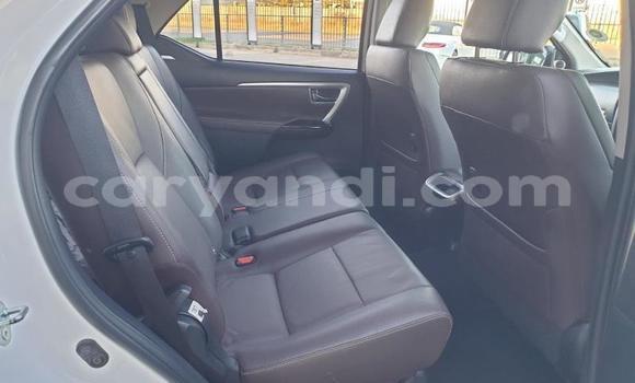 Buy Used Toyota Fortuner White Car in Choma in Southern Buy Used Toyota Fortuner White Car in Choma in Southern