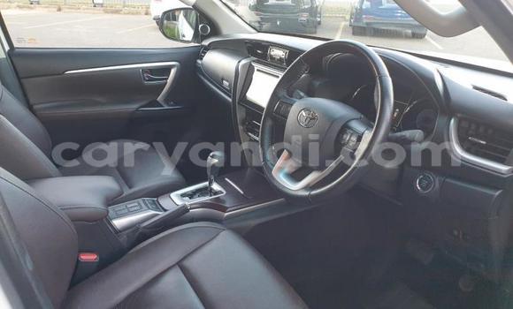 Buy Used Toyota Fortuner White Car in Choma in Southern Buy Used Toyota Fortuner White Car in Choma in Southern