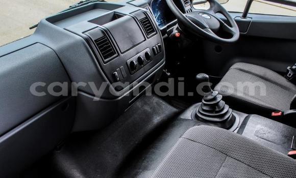 Buy Used Mitsubishi Fuso White Truck in Katete in Eastern Buy Used Mitsubishi Fuso White Truck in Katete in Eastern