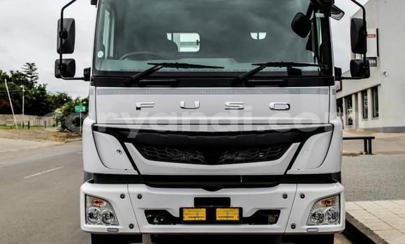 Buy Used Mitsubishi Fuso White Truck in Katete in Eastern Buy Used Mitsubishi Fuso White Truck in Katete in Eastern