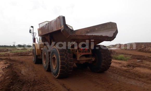 Nunua Ilio tumika Caterpillar 120 Nyingine Lori ndani ya Kalomo nchini Kusini Nunua Ilio tumika Caterpillar 120 Nyingine Lori ndani ya Kalomo nchini Kusini