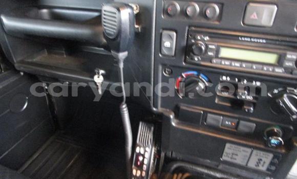 Buy Used Land Rover Defender White Car in Chingola in Zambia Buy Used Land Rover Defender White Car in Chingola in Zambia
