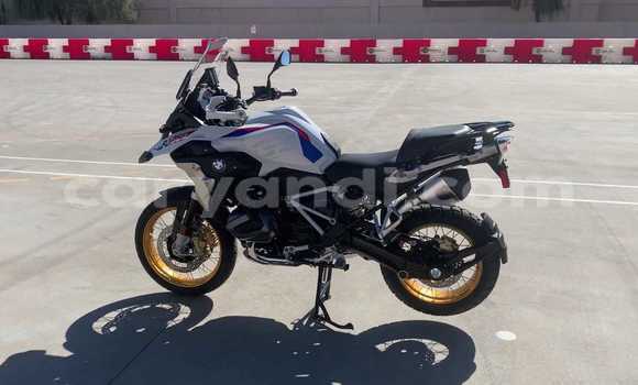 Acheter Occasion Voiture BMW X6 Autre à Lusaka, Zambie Acheter Occasion Voiture BMW X6 Autre à Lusaka, Zambie