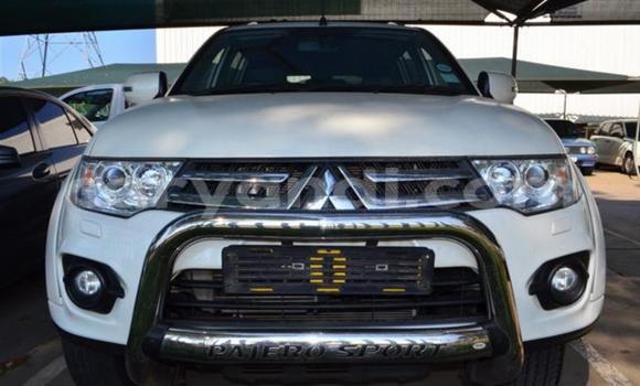 Nunua Ilio tumika Mitsubishi Pajero Sport Nyeupe Gari ndani ya Mkushi nchini Kati Nunua Ilio tumika Mitsubishi Pajero Sport Nyeupe Gari ndani ya Mkushi nchini Kati