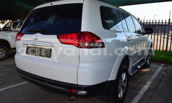 Buy Used Mitsubishi Pajero Sport White Car in Mkushi in Central Buy Used Mitsubishi Pajero Sport White Car in Mkushi in Central