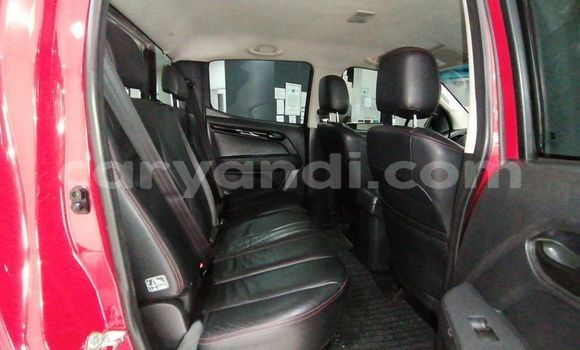 Acheter Occasion Voiture Isuzu KB Rouge à Lusaka, Zambie Acheter Occasion Voiture Isuzu KB Rouge à Lusaka, Zambie