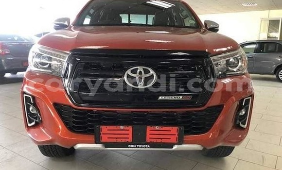 Acheter Occasion Voiture Toyota Hilux Rouge à Livingstone, Zambie Acheter Occasion Voiture Toyota Hilux Rouge à Livingstone, Zambie