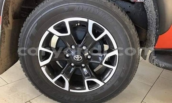 Acheter Occasion Voiture Toyota Hilux Rouge à Livingstone, Zambie Acheter Occasion Voiture Toyota Hilux Rouge à Livingstone, Zambie