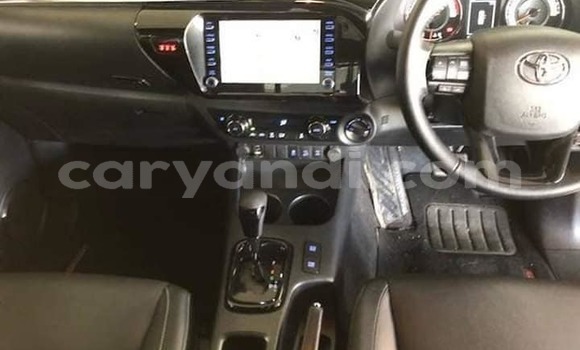 Acheter Occasion Voiture Toyota Hilux Rouge à Livingstone, Zambie Acheter Occasion Voiture Toyota Hilux Rouge à Livingstone, Zambie