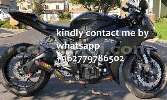 Acheter Occasion Moto BMW GS R1200 Noir à Lusaka, Zambie Acheter Occasion Moto BMW GS R1200 Noir à Lusaka, Zambie