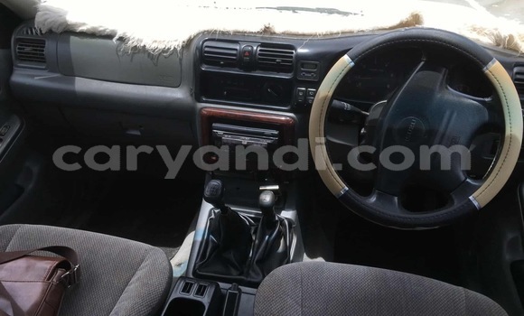 Acheter Occasion Voiture Isuzu Wizard Blanc à Lusaka, Zambie Acheter Occasion Voiture Isuzu Wizard Blanc à Lusaka, Zambie