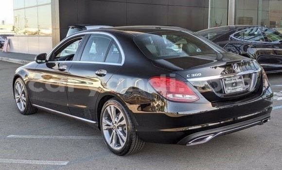 Acheter Occasion Voiture Mercedes-Benz C-Classe Noir à Lusaka, Zambie Acheter Occasion Voiture Mercedes-Benz C-Classe Noir à Lusaka, Zambie
