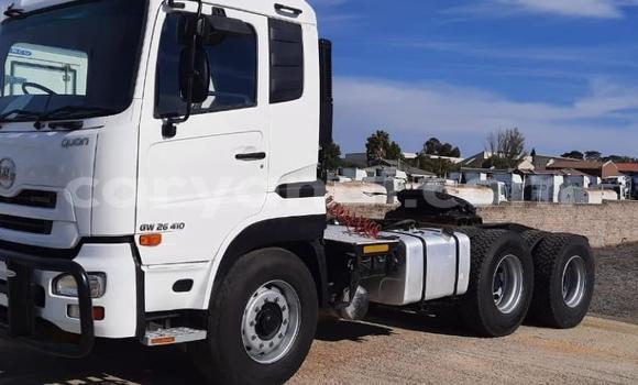 Acheter Occasion Utilitaire Nissan UD Blanc à Choma, Du sud