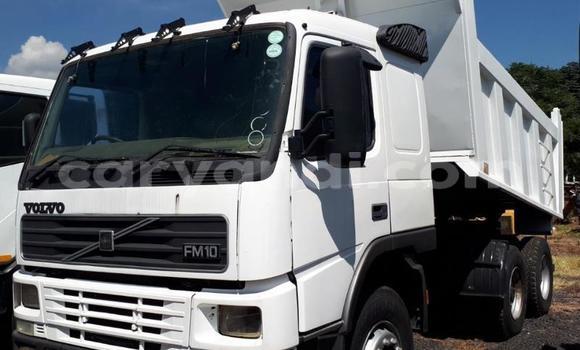 Buy Used Volvo FL White Truck in Chingola in Zambia