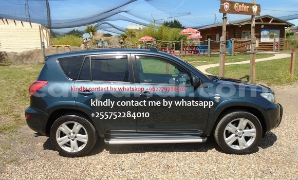 Acheter Occasion Voiture Toyota RAV4 Noir à Lusaka, Zambie Acheter Occasion Voiture Toyota RAV4 Noir à Lusaka, Zambie