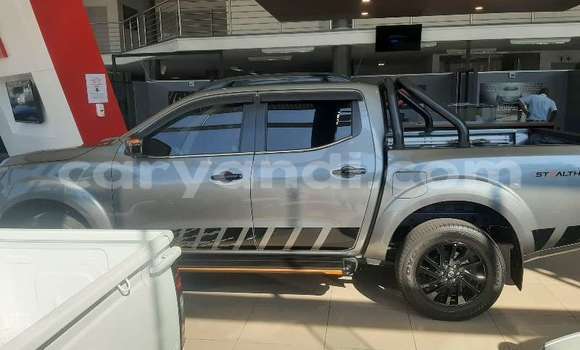 Nunua Ilio tumika Nissan Navara Nyeupe Gari ndani ya Lusaka nchini Zambia Nunua Ilio tumika Nissan Navara Nyeupe Gari ndani ya Lusaka nchini Zambia