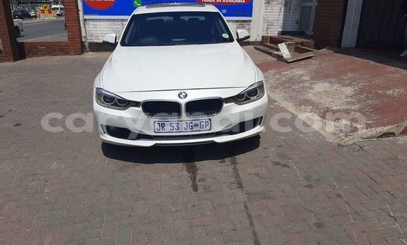 Acheter Occasion Voiture BMW 3–Series Blanc à Lusaka, Zambie Acheter Occasion Voiture BMW 3–Series Blanc à Lusaka, Zambie