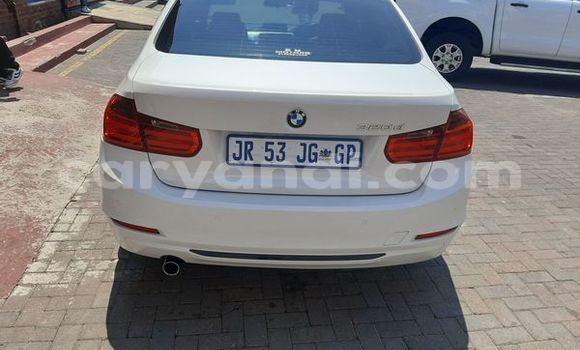 Acheter Occasion Voiture BMW 3–Series Blanc à Lusaka, Zambie Acheter Occasion Voiture BMW 3–Series Blanc à Lusaka, Zambie