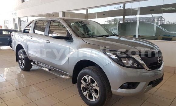 Acheter Occasion Voiture Mazda BT-50 Gris à Livingstone, Zambie
