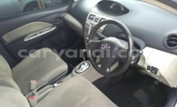 Acheter Occasion Voiture Toyota Belta Gris à Lusaka, Zambie Acheter Occasion Voiture Toyota Belta Gris à Lusaka, Zambie