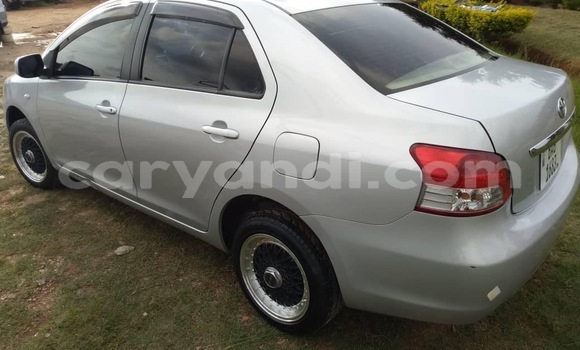 Acheter Occasion Voiture Toyota Belta Gris à Lusaka, Zambie Acheter Occasion Voiture Toyota Belta Gris à Lusaka, Zambie