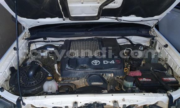 Acheter Occasion Voiture Toyota Hilux Blanc à Lusaka, Zambie Acheter Occasion Voiture Toyota Hilux Blanc à Lusaka, Zambie