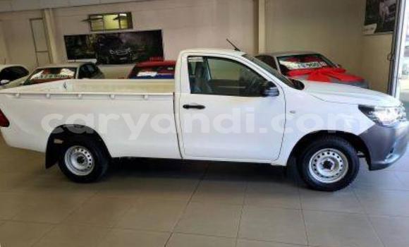 Buy Used Toyota Hilux White Car in Chipata in Zambia Buy Used Toyota Hilux White Car in Chipata in Zambia