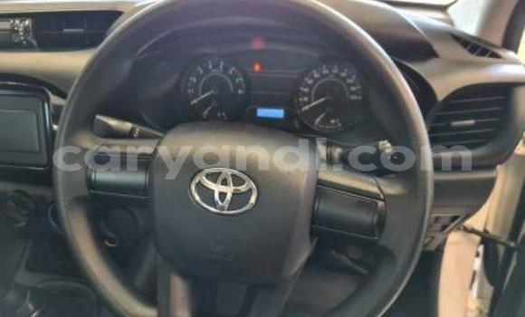 Buy Used Toyota Hilux White Car in Chipata in Zambia Buy Used Toyota Hilux White Car in Chipata in Zambia