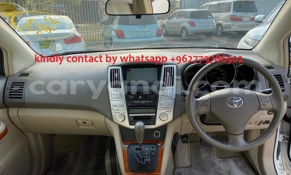 Buy Used Toyota Harrier White Car in Lusaka in Zambia Buy Used Toyota Harrier White Car in Lusaka in Zambia
