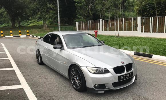 Tenga Tsaru BMW 3–Series Sirivha Mota in Lusaka in Zambia Tenga Tsaru BMW 3–Series Sirivha Mota in Lusaka in Zambia