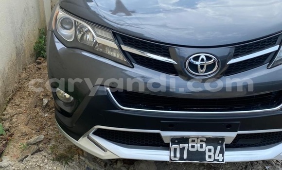 Nunua Ilio tumika Toyota RAV4 Nyeusi Gari ndani ya Lusaka nchini Zambia