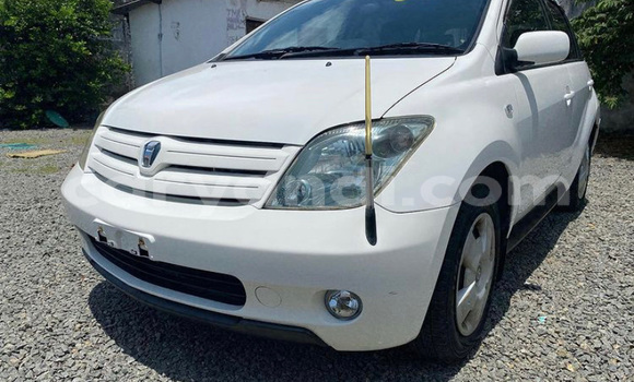 Buy Used Toyota RAV4 White Car in Lusaka in Zambia Buy Used Toyota RAV4 White Car in Lusaka in Zambia