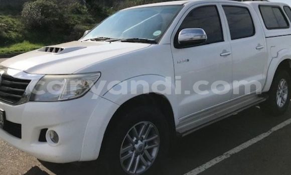Acheter Occasion Voiture Toyota Hilux Blanc à Livingstone, Zambie