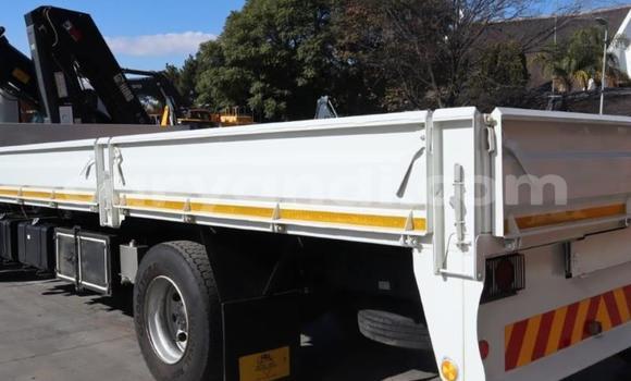 Buy Used Isuzu FTR 850 White Truck in Chipata in Zambia Buy Used Isuzu FTR 850 White Truck in Chipata in Zambia