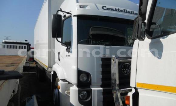 Buy Used Volkswagen TRUCK White Truck in Chipata in Zambia Buy Used Volkswagen TRUCK White Truck in Chipata in Zambia