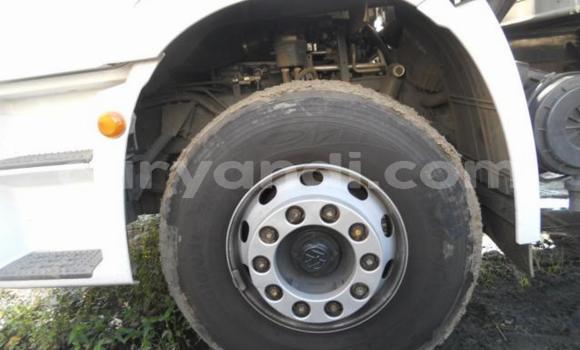 Buy Used Volkswagen TRUCK White Truck in Chipata in Zambia Buy Used Volkswagen TRUCK White Truck in Chipata in Zambia