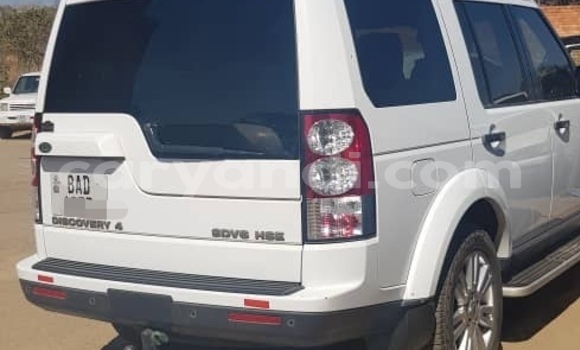 Buy Import Land Rover Discovery White Car in Lusaka in Zambia Buy Import Land Rover Discovery White Car in Lusaka in Zambia