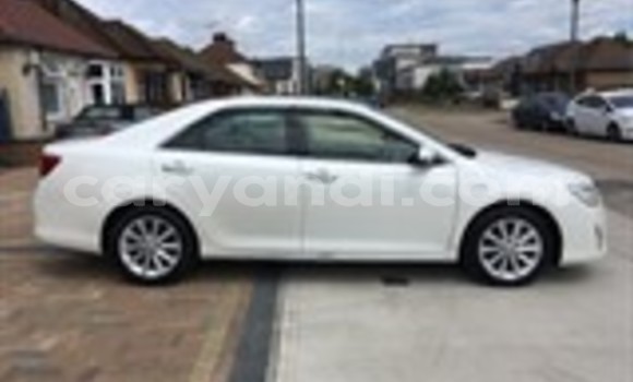 Buy Used Toyota Camry White Car in Import - Dubai in Zambia Buy Used Toyota Camry White Car in Import - Dubai in Zambia