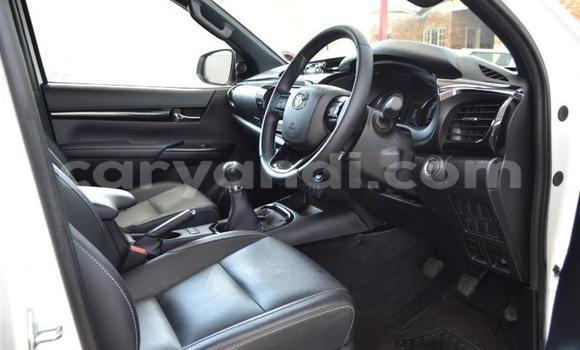 Buy Used Toyota Hilux White Car in Lusaka in Zambia Buy Used Toyota Hilux White Car in Lusaka in Zambia