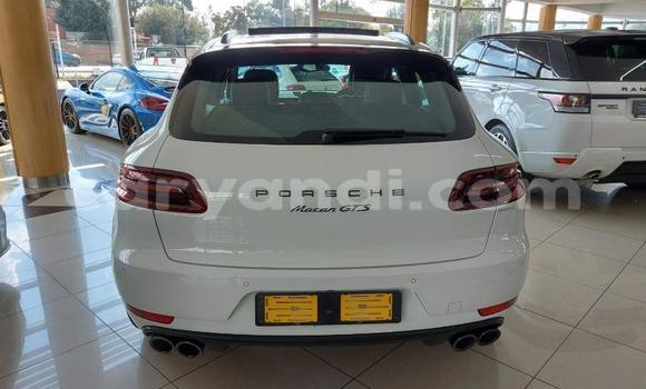 Buy Used Porsche Macan Silver Car in Chipata in Zambia Buy Used Porsche Macan Silver Car in Chipata in Zambia