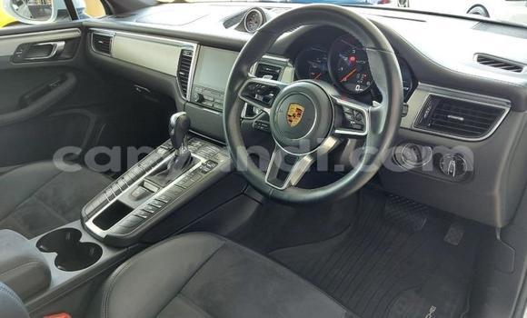 Buy Used Porsche Macan Silver Car in Chipata in Zambia Buy Used Porsche Macan Silver Car in Chipata in Zambia