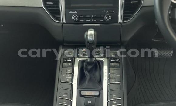 Buy Used Porsche Macan Silver Car in Chipata in Zambia Buy Used Porsche Macan Silver Car in Chipata in Zambia