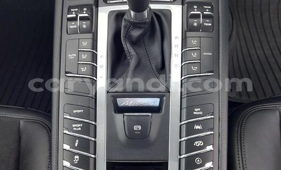 Buy Used Porsche Macan Silver Car in Chipata in Zambia Buy Used Porsche Macan Silver Car in Chipata in Zambia