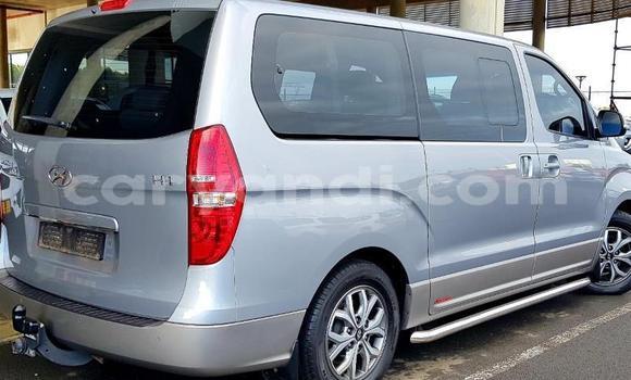 Buy Used Hyundai H1 Black Car in Chinsali in Northern Buy Used Hyundai H1 Black Car in Chinsali in Northern