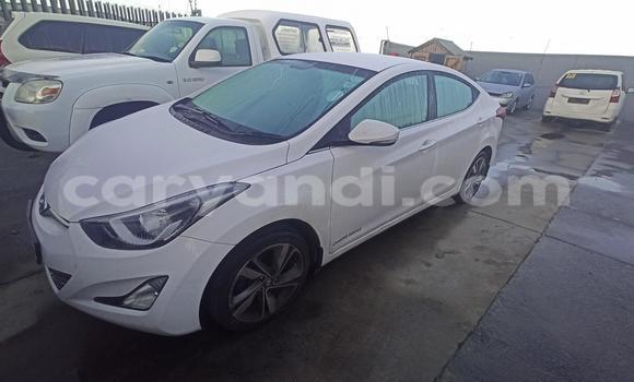 Acheter Occasion Voiture Hyundai Elantra Blanc à Chinsali, Nord Acheter Occasion Voiture Hyundai Elantra Blanc à Chinsali, Nord