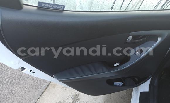 Acheter Occasion Voiture Hyundai Elantra Blanc à Chinsali, Nord Acheter Occasion Voiture Hyundai Elantra Blanc à Chinsali, Nord