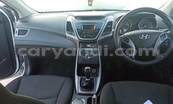 Acheter Occasion Voiture Hyundai Elantra Blanc à Chinsali, Nord Acheter Occasion Voiture Hyundai Elantra Blanc à Chinsali, Nord