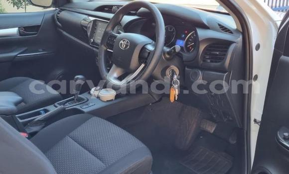 Buy Used Toyota Hilux White Car in Livingstone in Zambia Buy Used Toyota Hilux White Car in Livingstone in Zambia