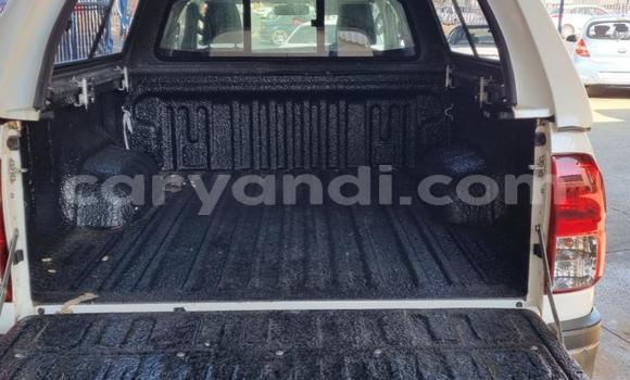 Buy Used Toyota Hilux White Car in Livingstone in Zambia Buy Used Toyota Hilux White Car in Livingstone in Zambia